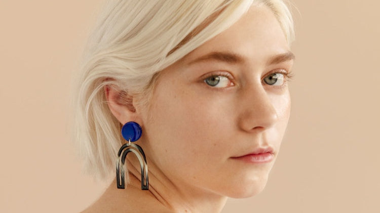 In-Hāus Dialogue with Stephanie Thiberge