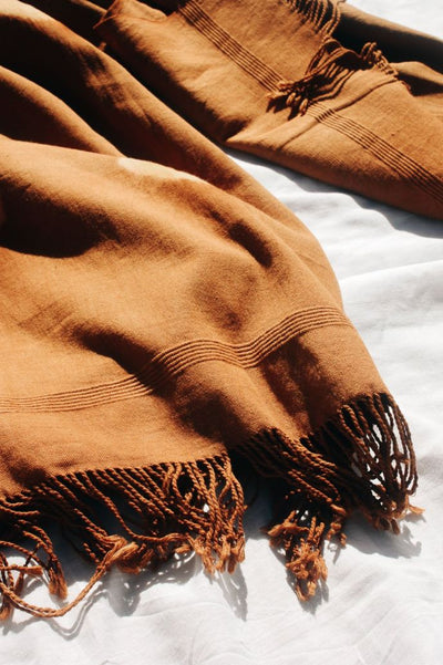 Tinunan in Pina Mahogany