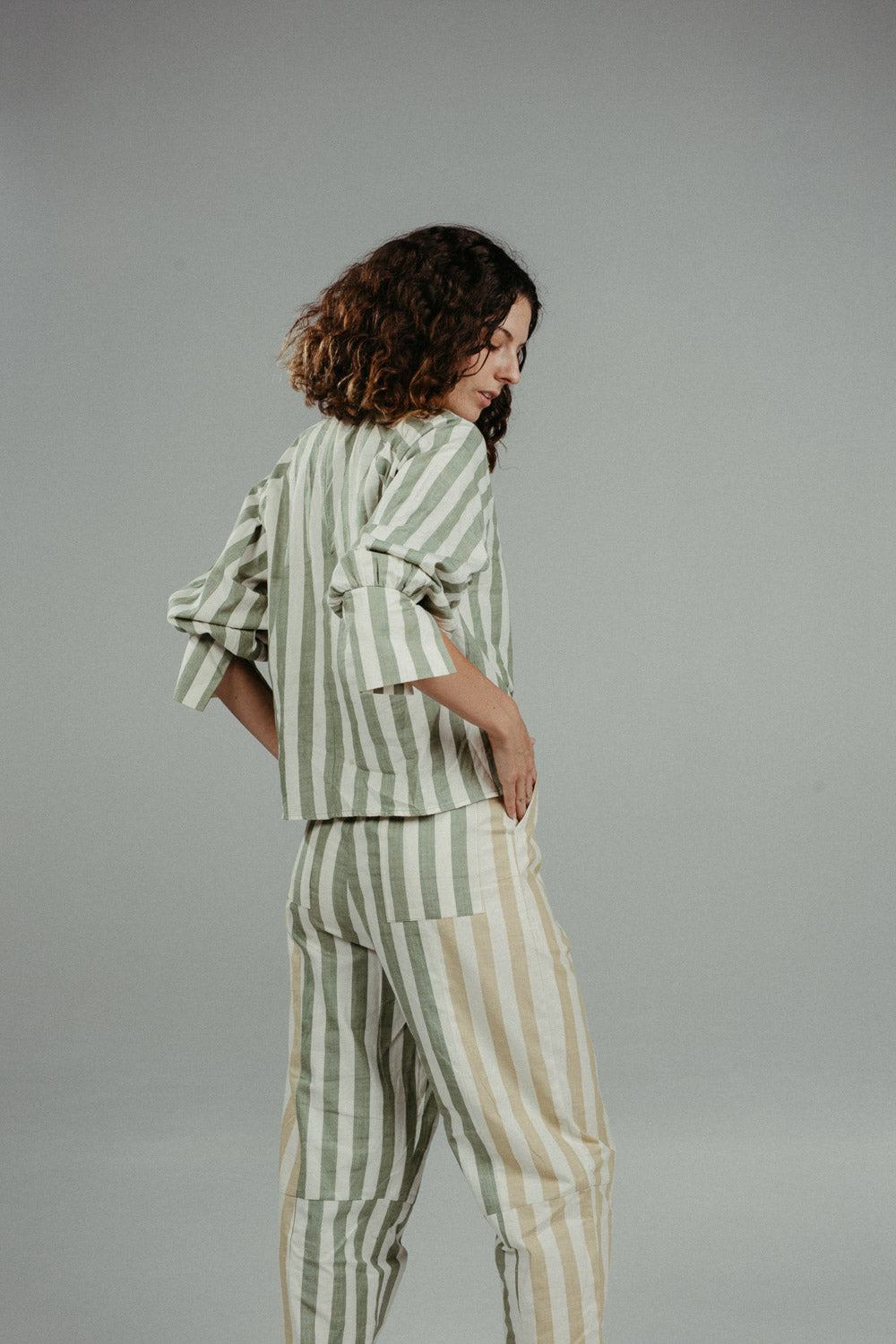 Temple Top | Basil