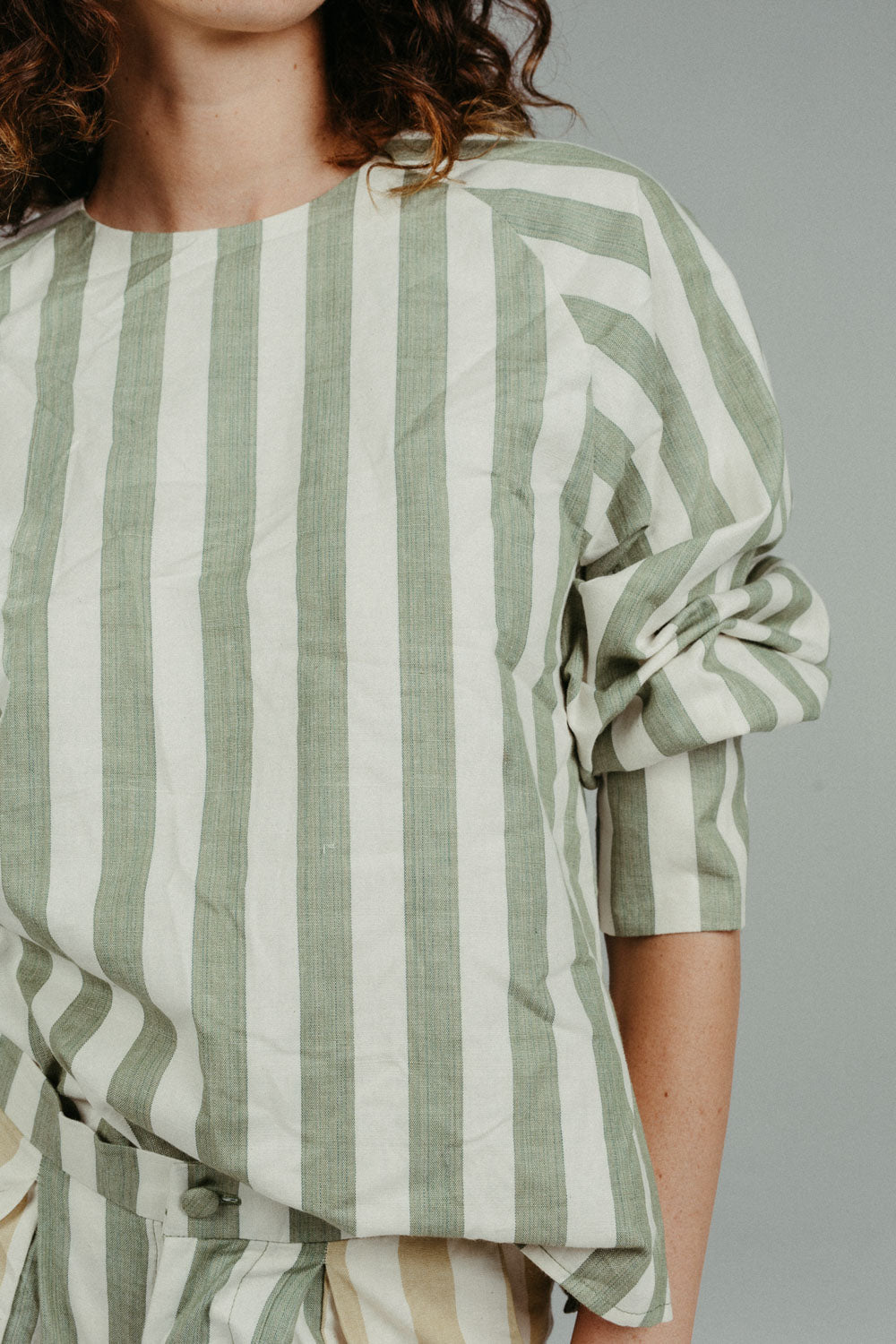 Temple Top | Basil